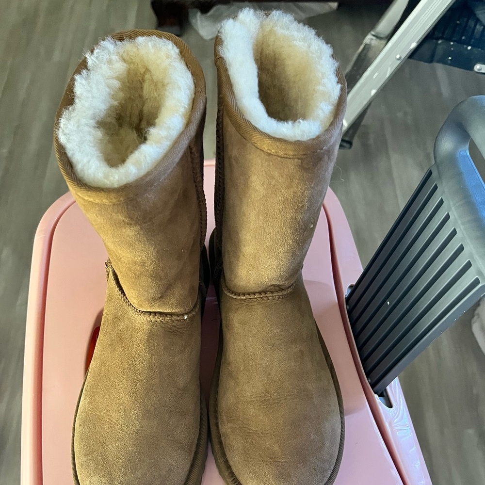 UGG tan boots